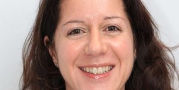 Dr Marta Pertegas Sender